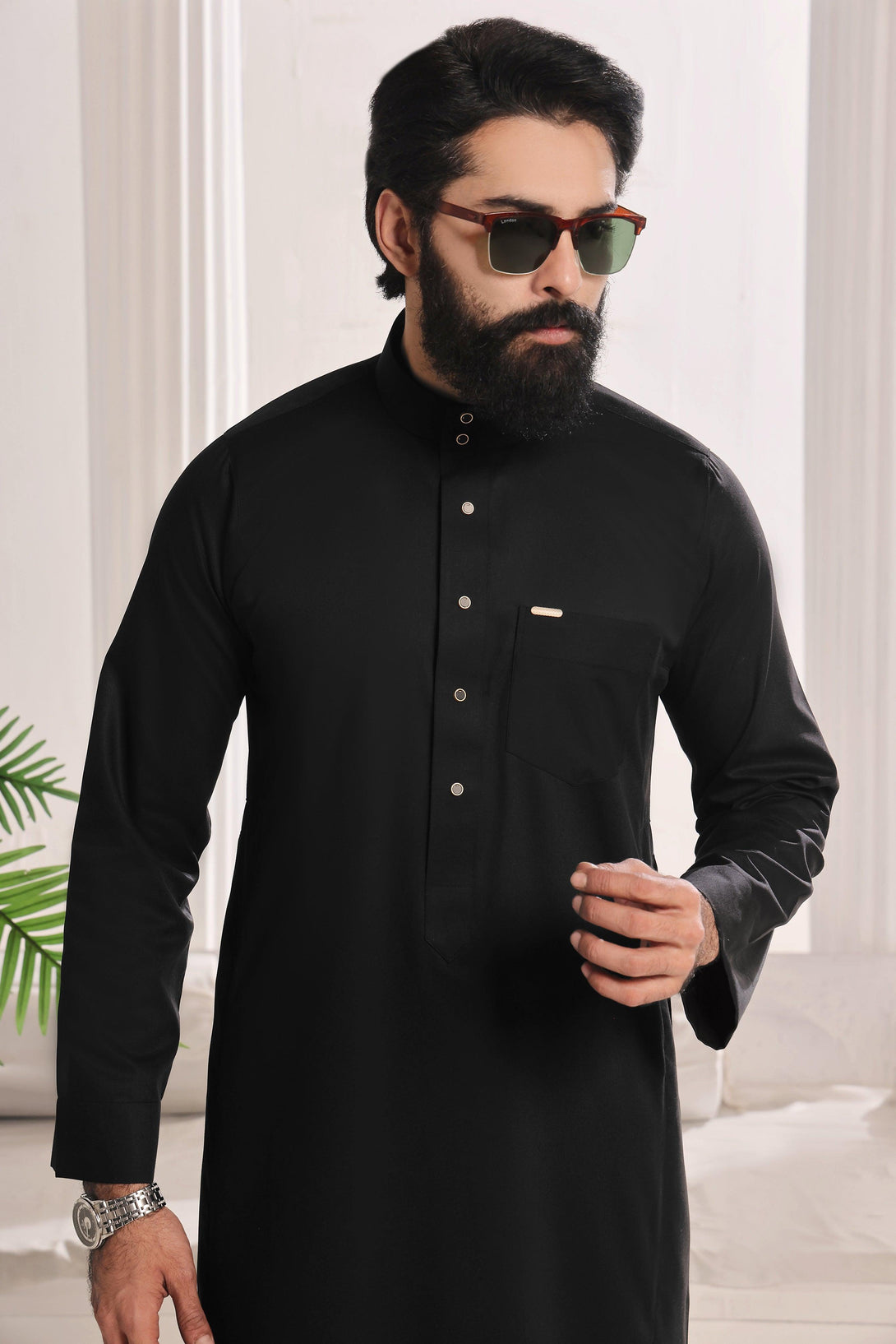 Saudi Collar Thobe - Round Collar with hems - Ainsunnah