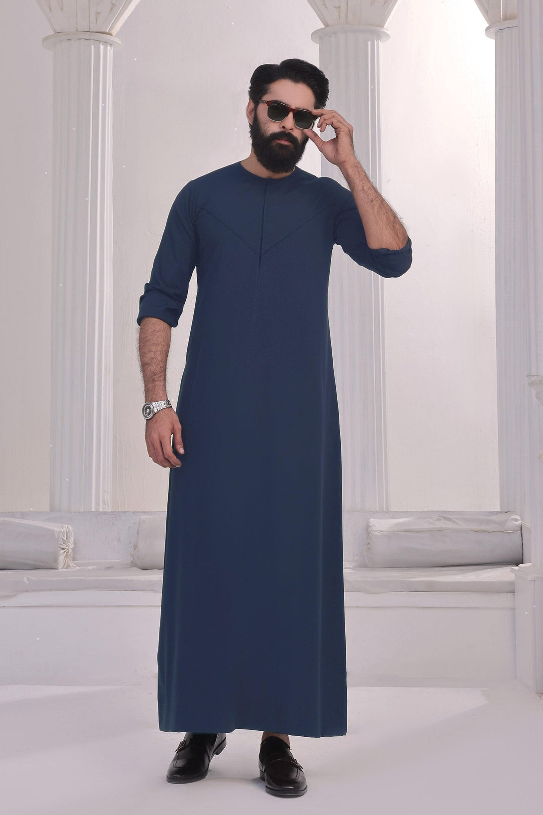 Emirati Thobe - Relaxed sophistication - Ainsunnah