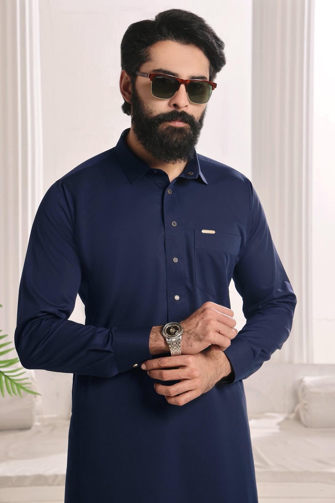 Saudi Shirt Collar Thobe – Exude elegance - Ainsunnah