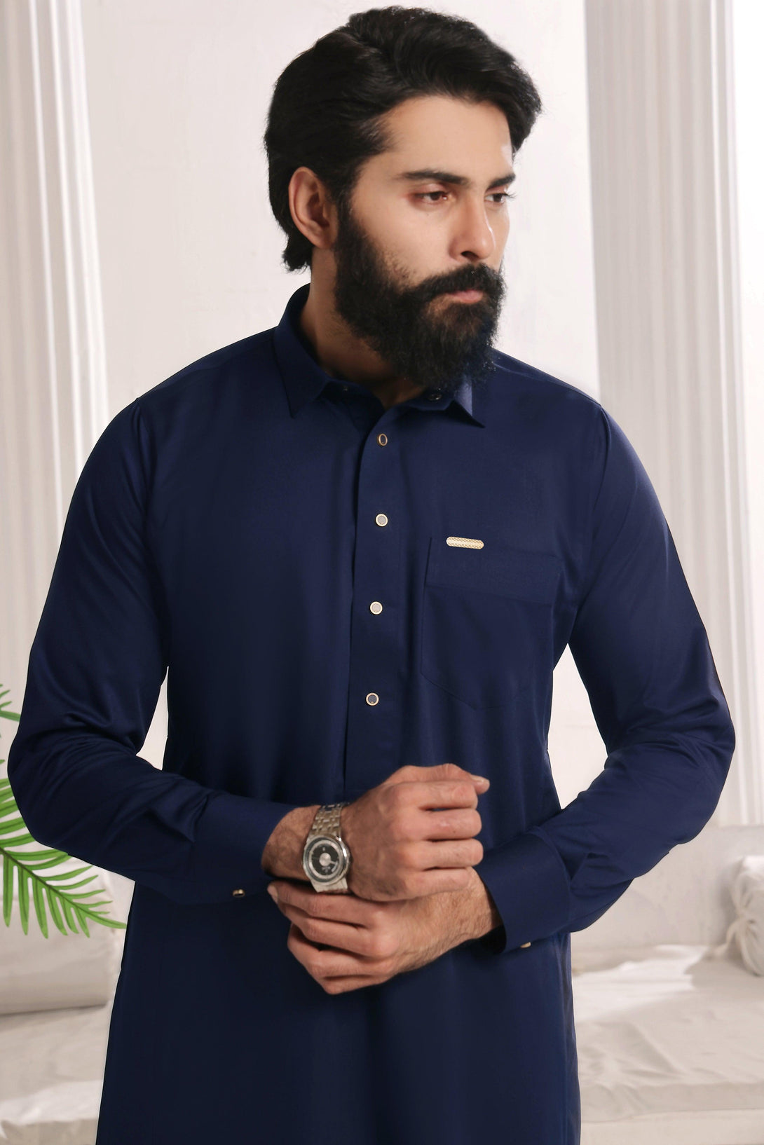 Saudi Shirt Collar Thobe – Exude elegance - Ainsunnah