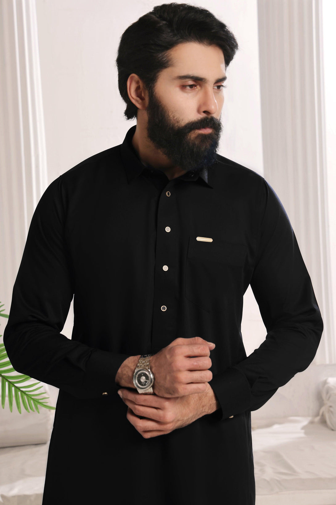 Saudi Shirt Collar Thobe – Exude elegance - Ainsunnah